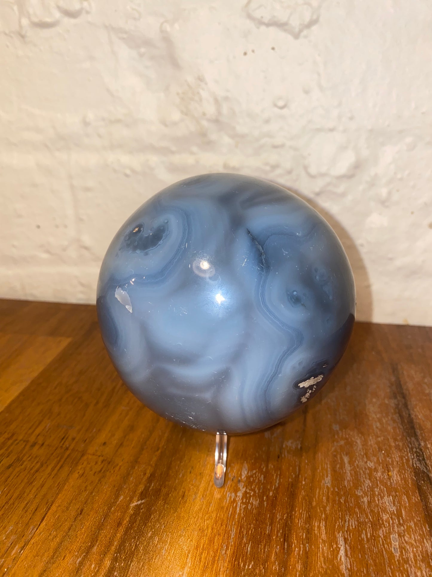 (50% off from £140!) 1.4kg XL blue agate sphere and gold tall stand