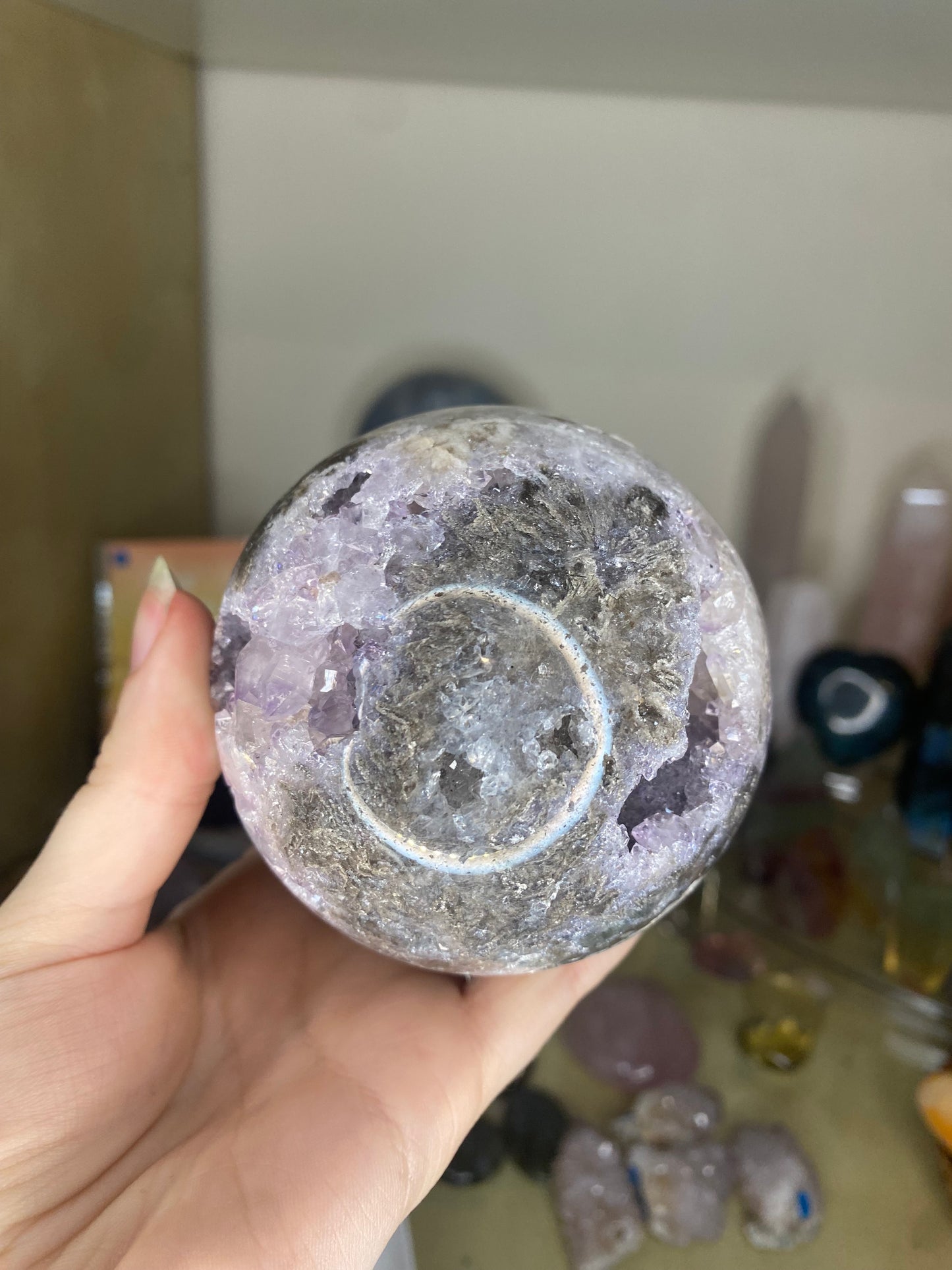 Amethyst agate sphere