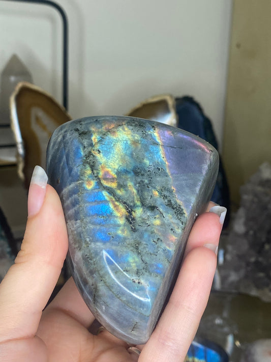 Labradorite freeform