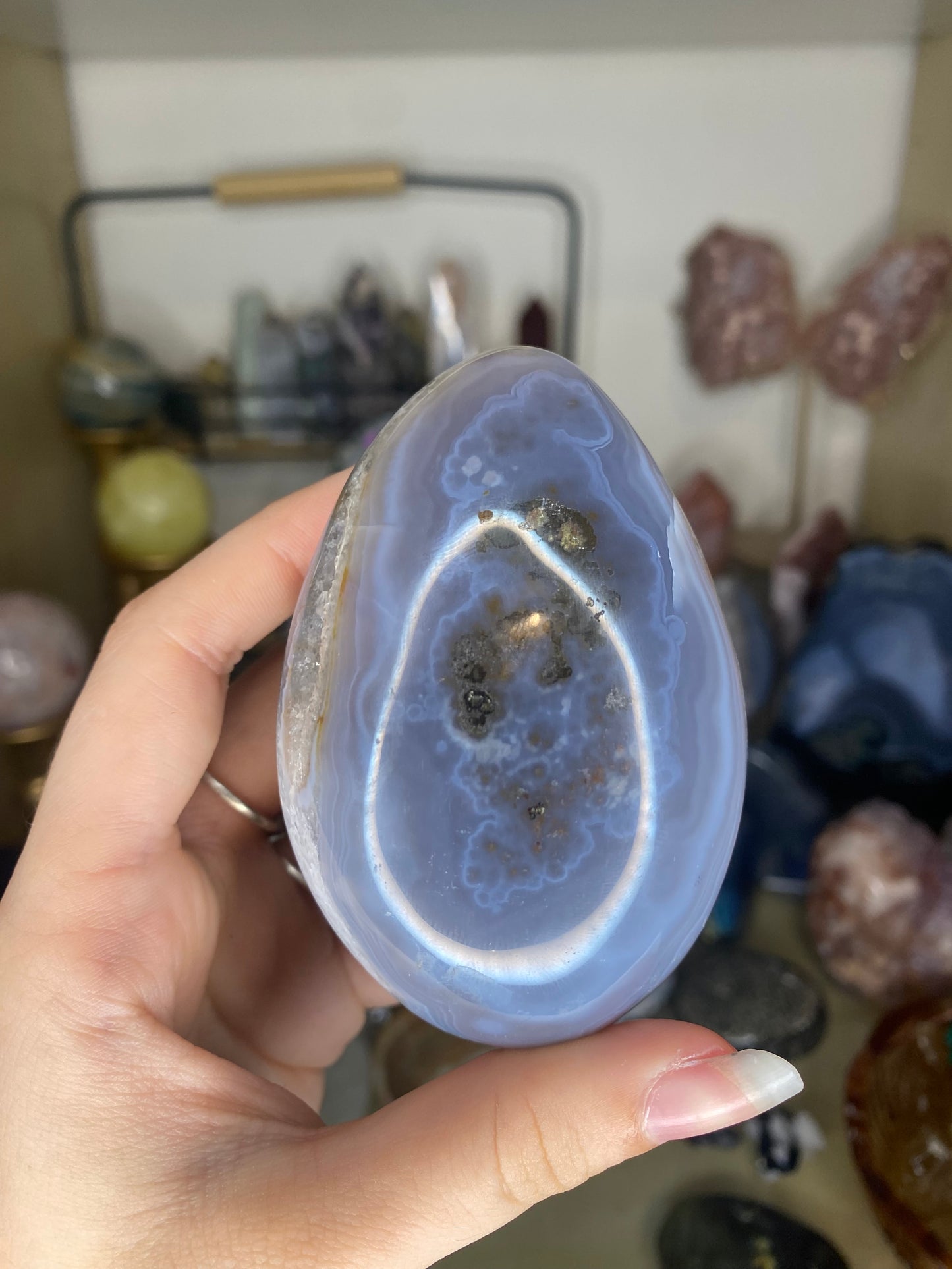 Blue agate egg with stand