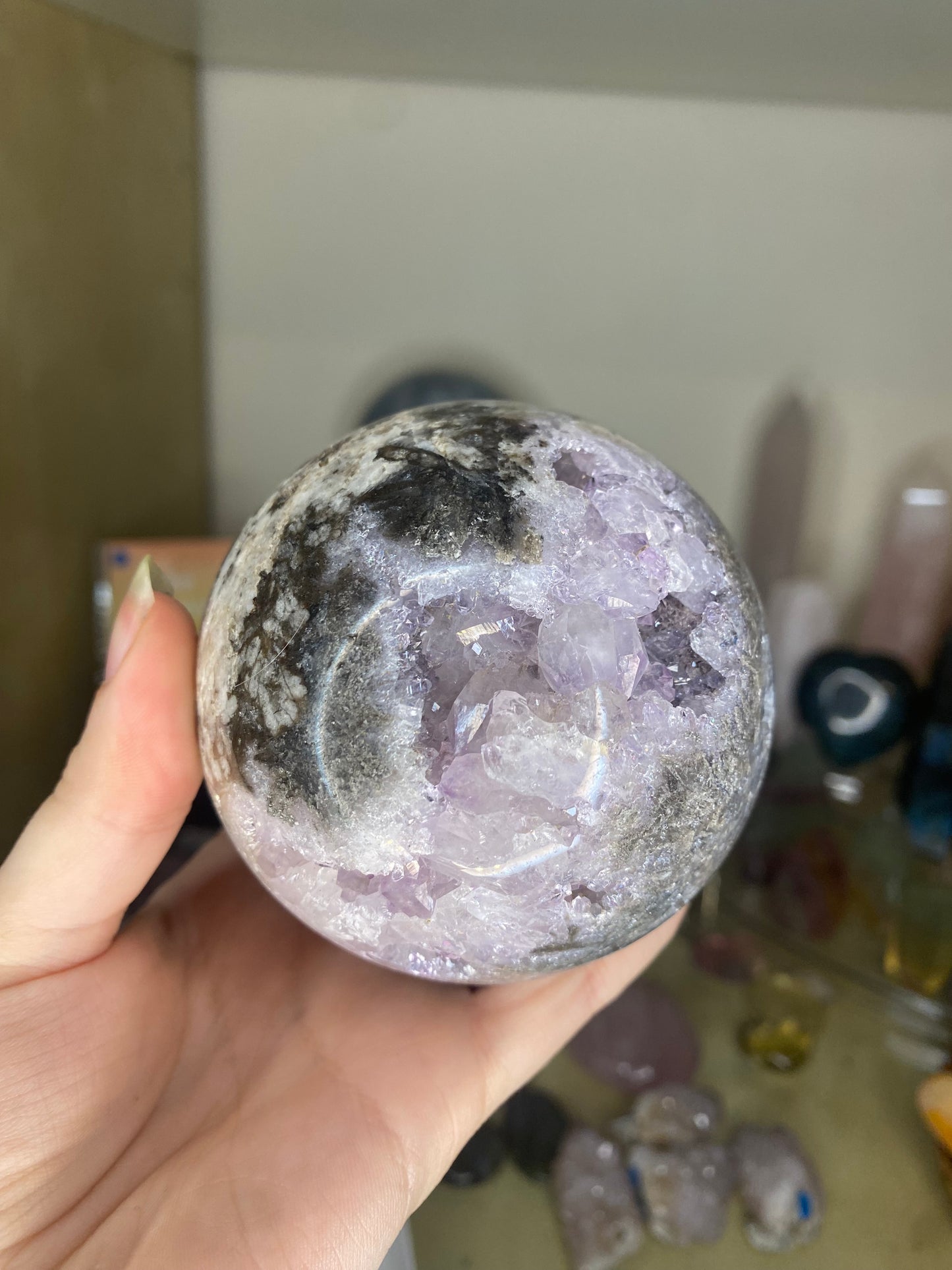 Amethyst agate sphere