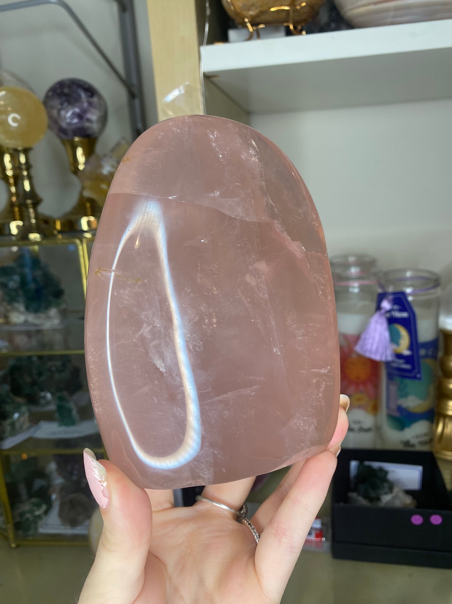 Large gemmy rose quartz freeform with asterism (726g)