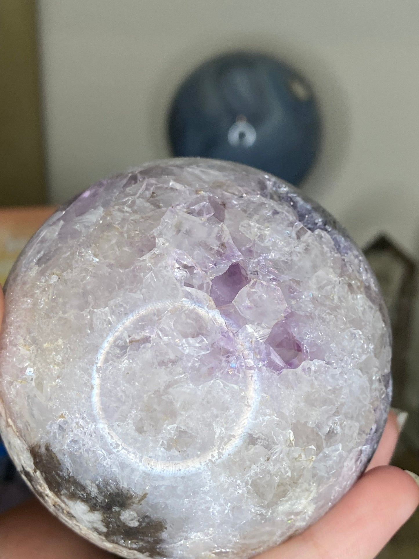 Amethyst agate sphere