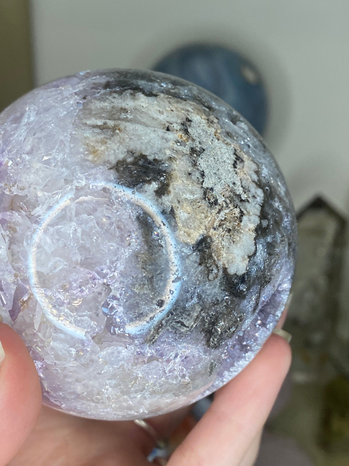 Amethyst agate sphere