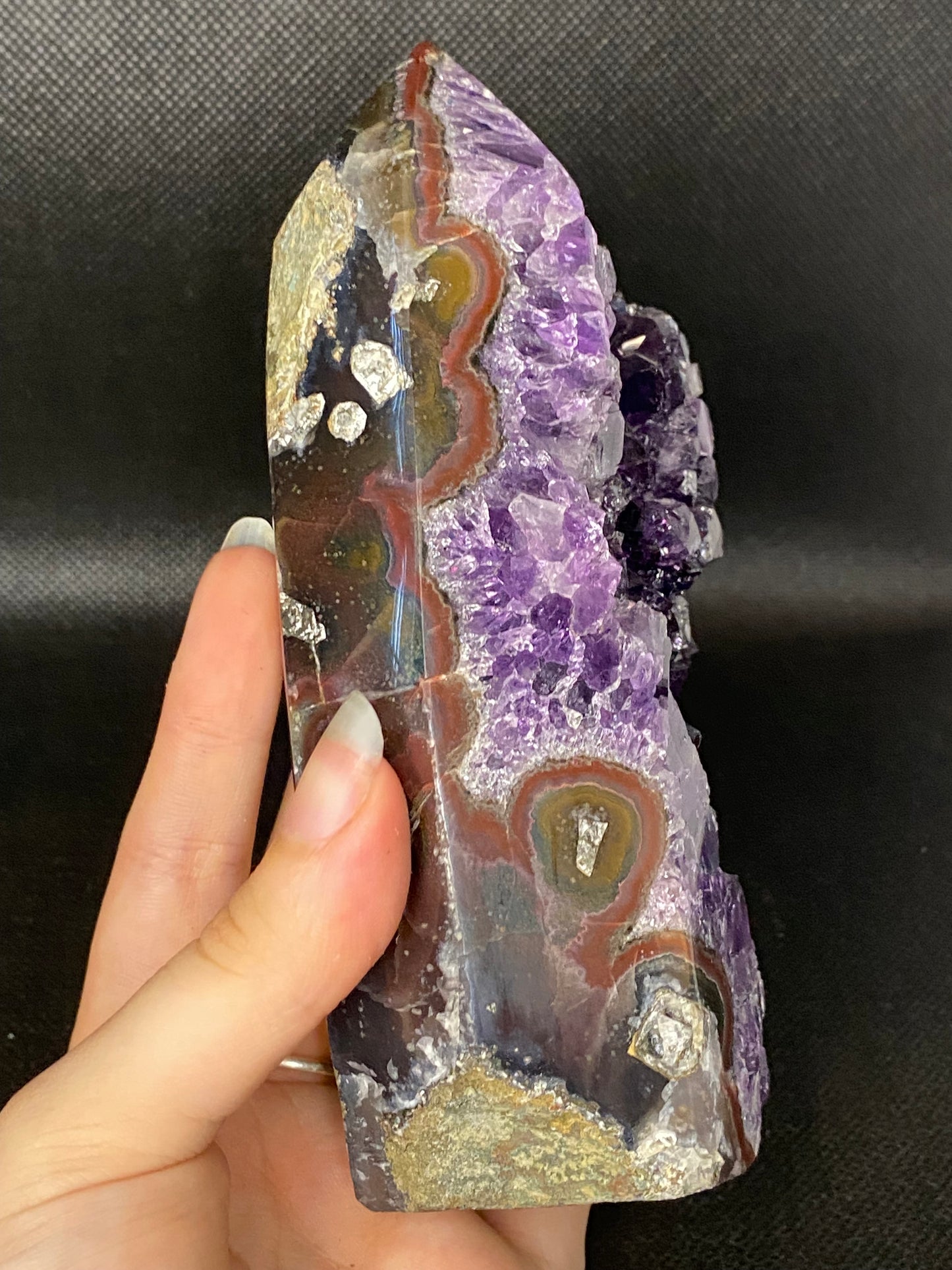 Large amethyst with agate tower