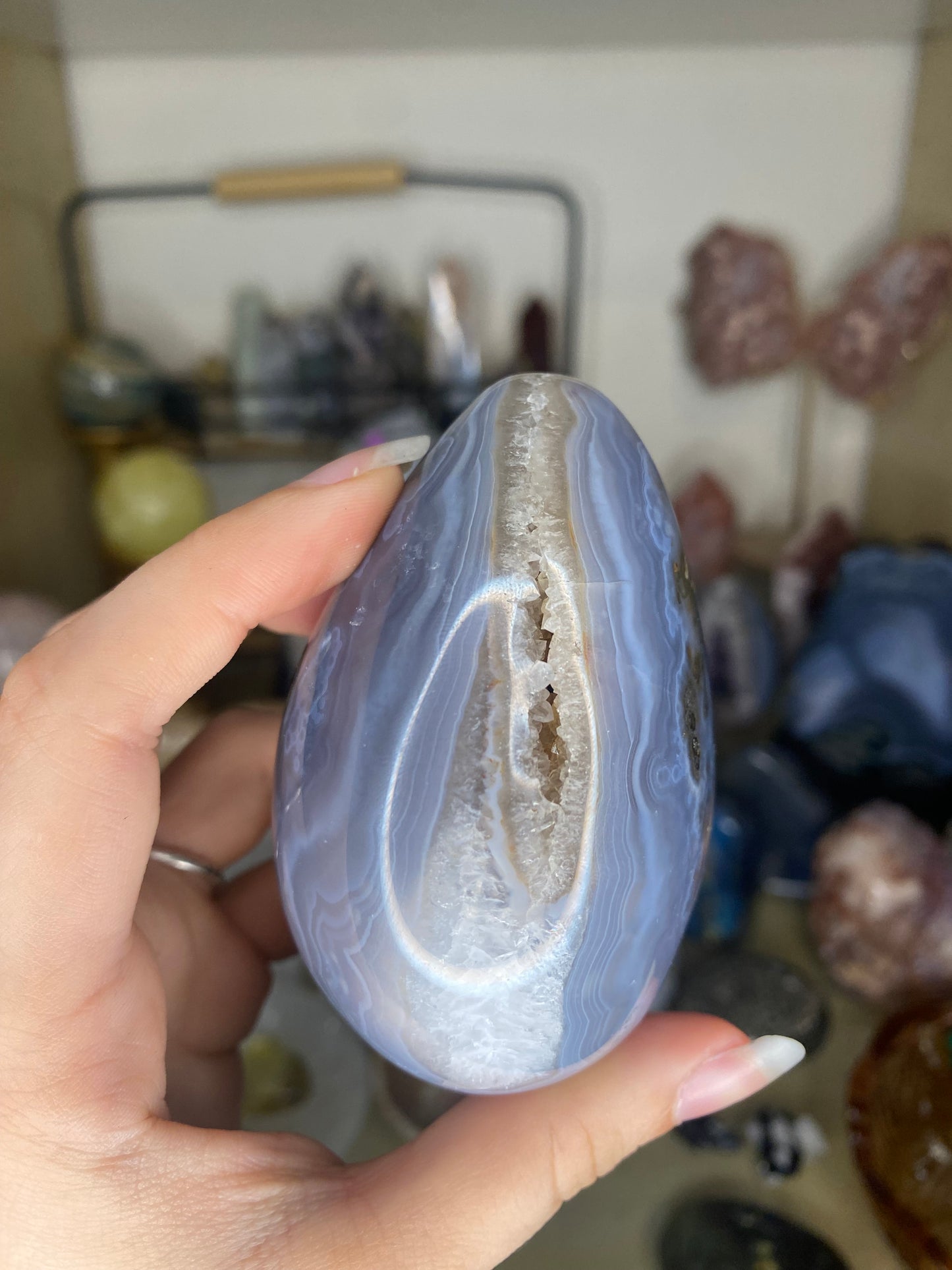 Blue agate egg with stand