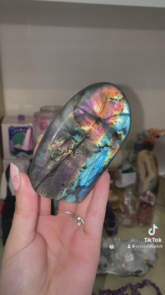 Labradorite rainbow flash freeform